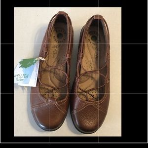 EARTH ORIGINS Welltek Size 8M Women’s Shoes NWT
